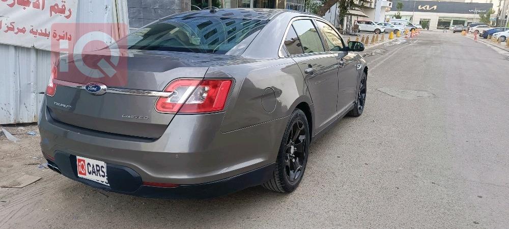 فورد تورس